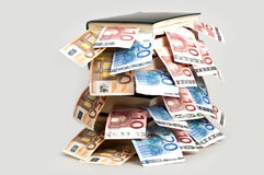 soldi-libri-20112155