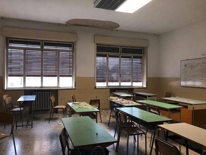 Aula Quintiliano Siracusa crollo calcinacci